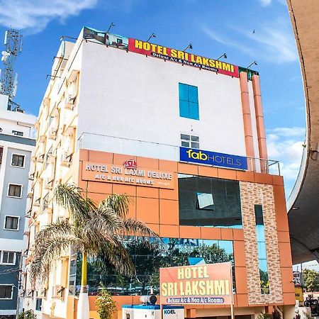 Fabexpress Sri Lakshmi Deluxe Sivarampalli Hotell Hyderabad Eksteriør bilde