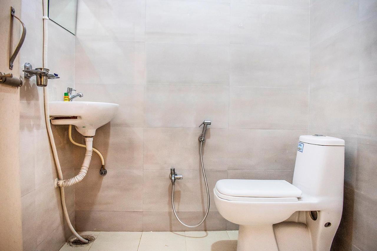 Fabexpress Sri Lakshmi Deluxe Sivarampalli Hotell Hyderabad Eksteriør bilde