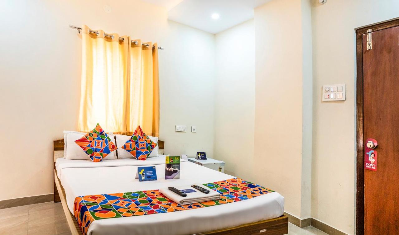 Fabexpress Sri Lakshmi Deluxe Sivarampalli Hotell Hyderabad Eksteriør bilde
