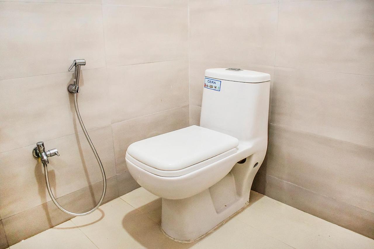 Fabexpress Sri Lakshmi Deluxe Sivarampalli Hotell Hyderabad Eksteriør bilde