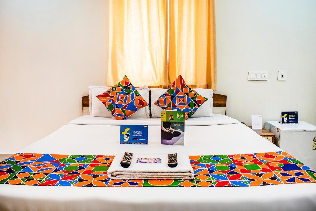 Fabexpress Sri Lakshmi Deluxe Sivarampalli Hotell Hyderabad Eksteriør bilde
